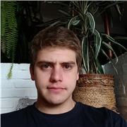 Estudiante de la Facultad de Ciencias en la Licenciatura en Matemáticas, con cuatro años de experiencia en clases particulares